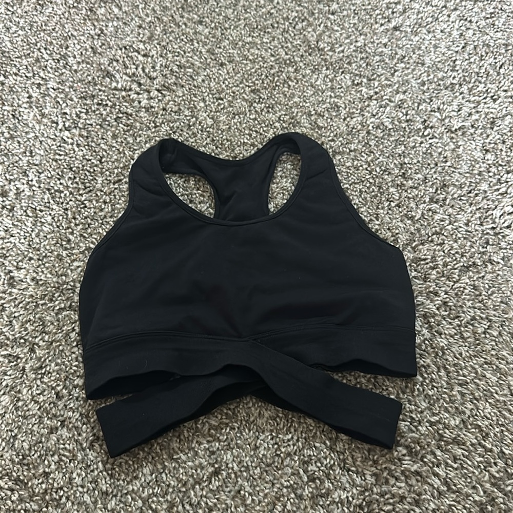 NVGTN sports bra